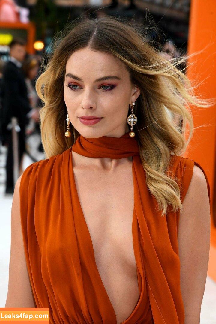Margot Robbie / margotrobbieofficial leaked photo photo #2002