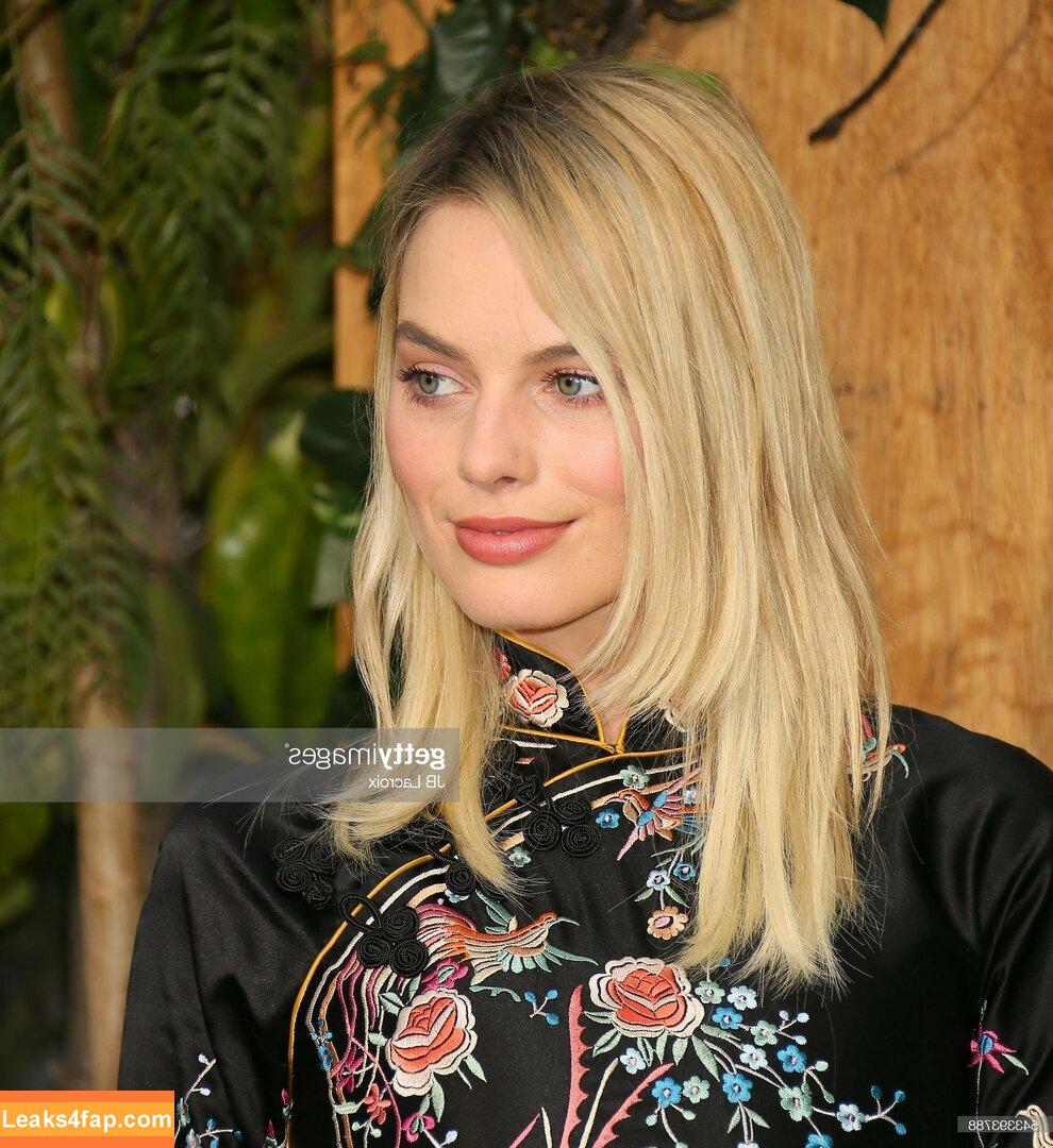 Margot Robbie / margotrobbieofficial leaked photo photo #2074