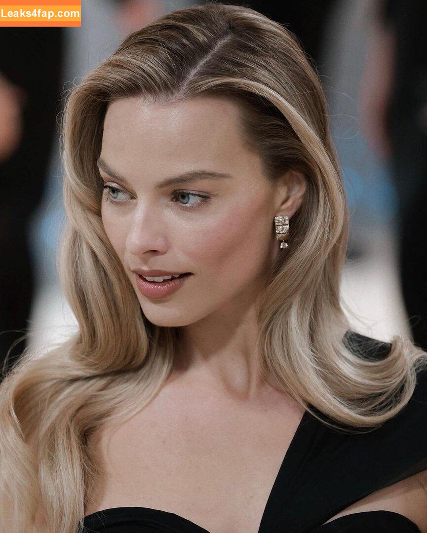Margot Robbie / margotrobbieofficial leaked photo photo #2135