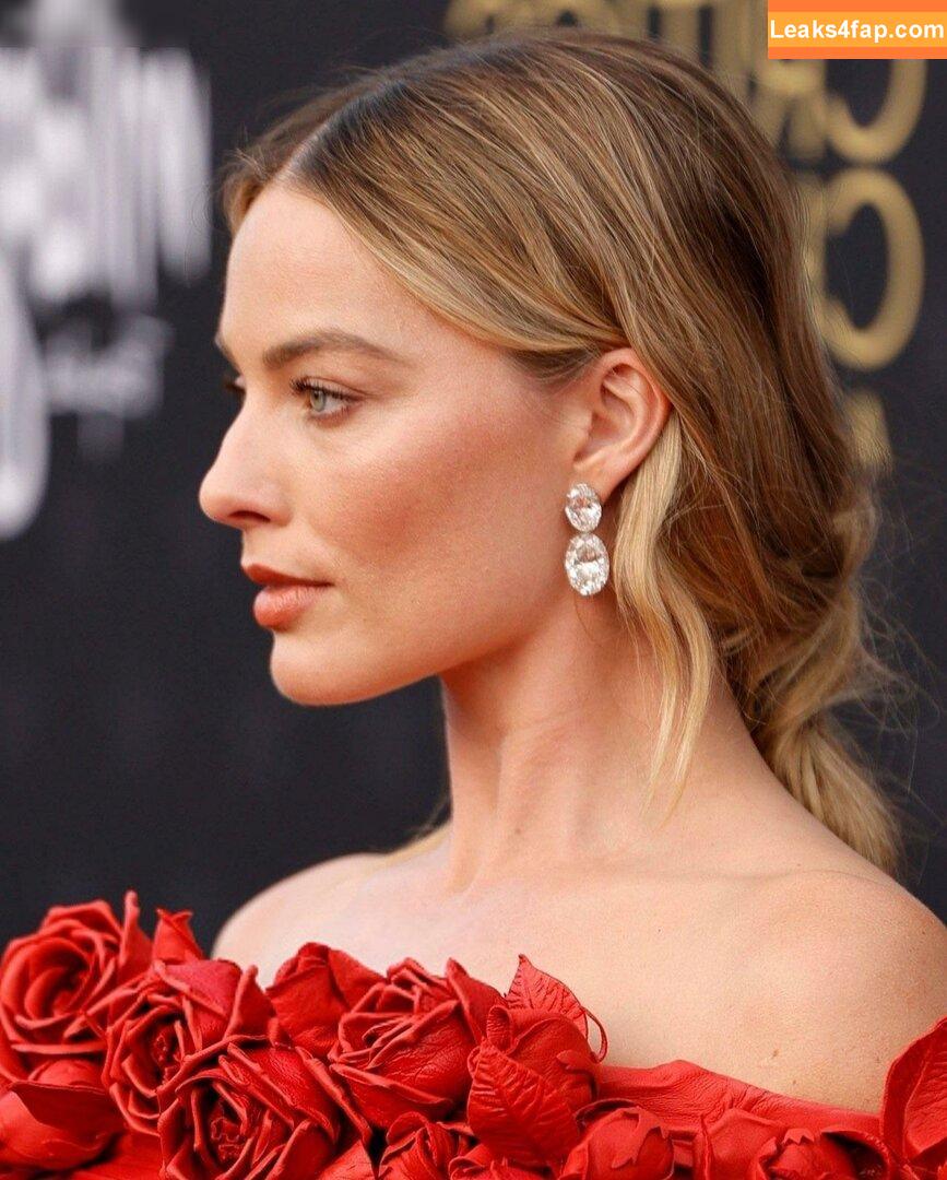 Margot Robbie / margotrobbieofficial leaked photo photo #2346