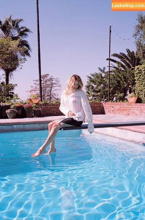 Margot Robbie photo #2102