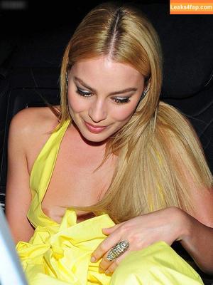 Margot Robbie photo #2110