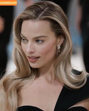 Margot Robbie photo #2135