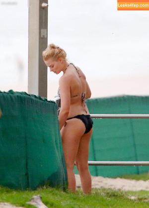 Margot Robbie photo #2152