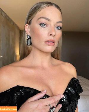 Margot Robbie photo #2220