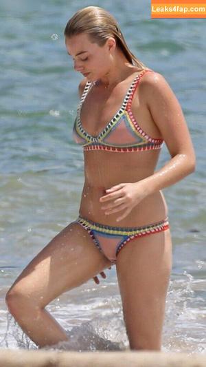 Margot Robbie photo #2227