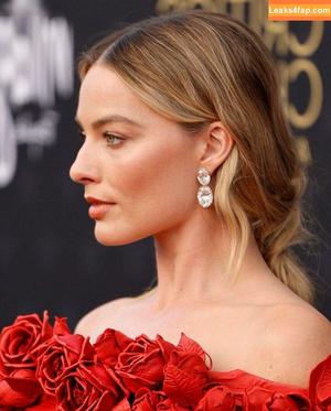 Margot Robbie photo #2346