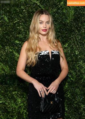 Margot Robbie photo #2398