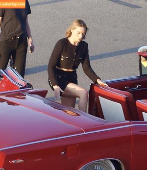 Margot Robbie photo #2985