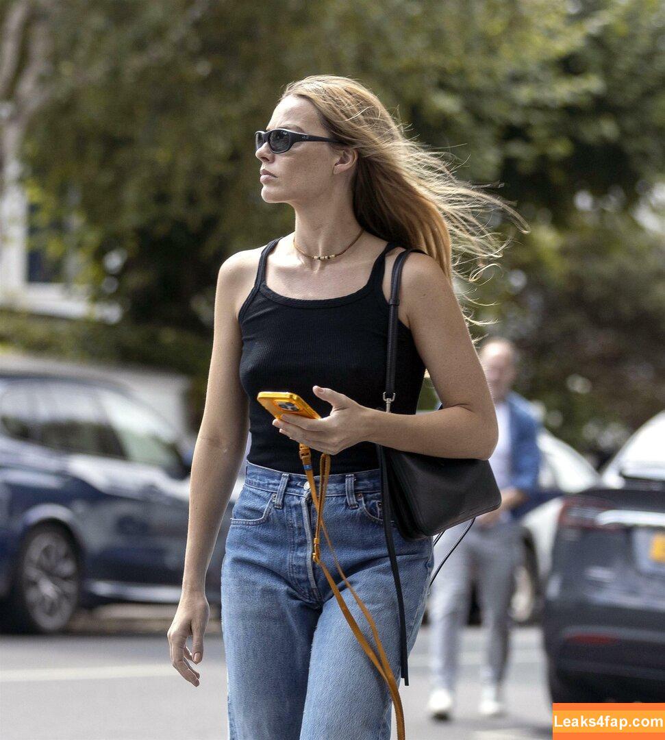 Margot Robbie / margotrobbieofficial leaked photo photo #3073