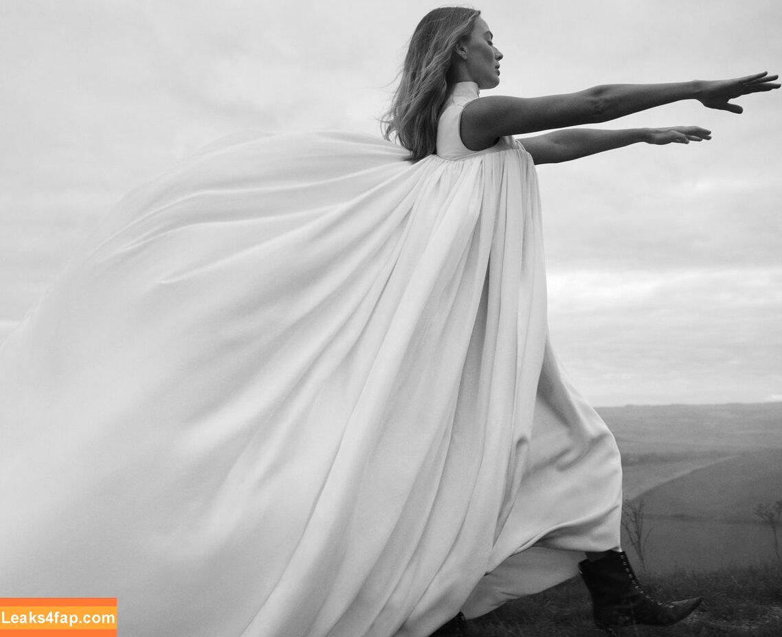 Margot Robbie / margotrobbieofficial leaked photo photo #3165