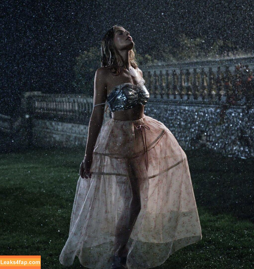 Margot Robbie / margotrobbieofficial leaked photo photo #3172