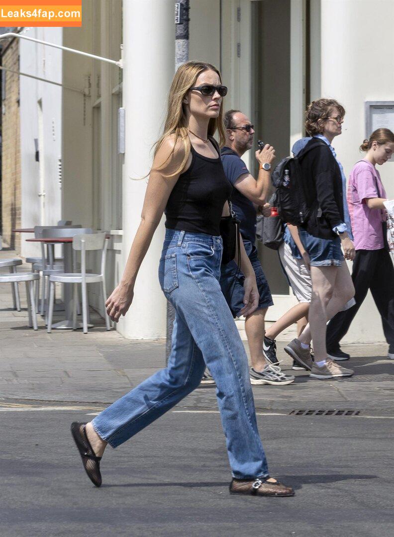 Margot Robbie / margotrobbieofficial leaked photo photo #3225