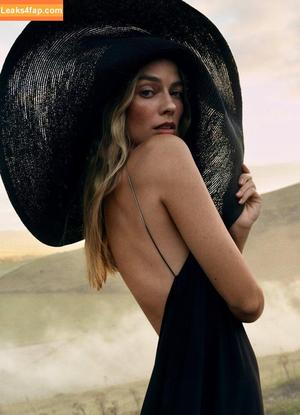 Margot Robbie photo #3174