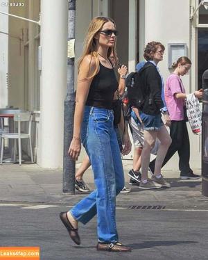 Margot Robbie photo #3226