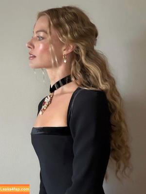 Margot Robbie photo #3268