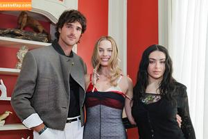 Margot Robbie photo #3327