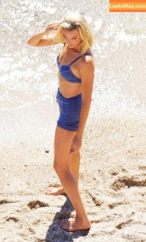 Margot Robbie photo #3399