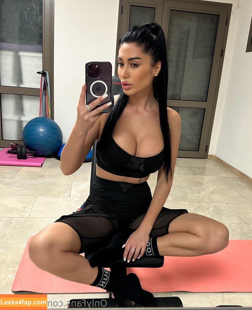 mari.mis / mis.mari726829 leaked photo photo #0262
