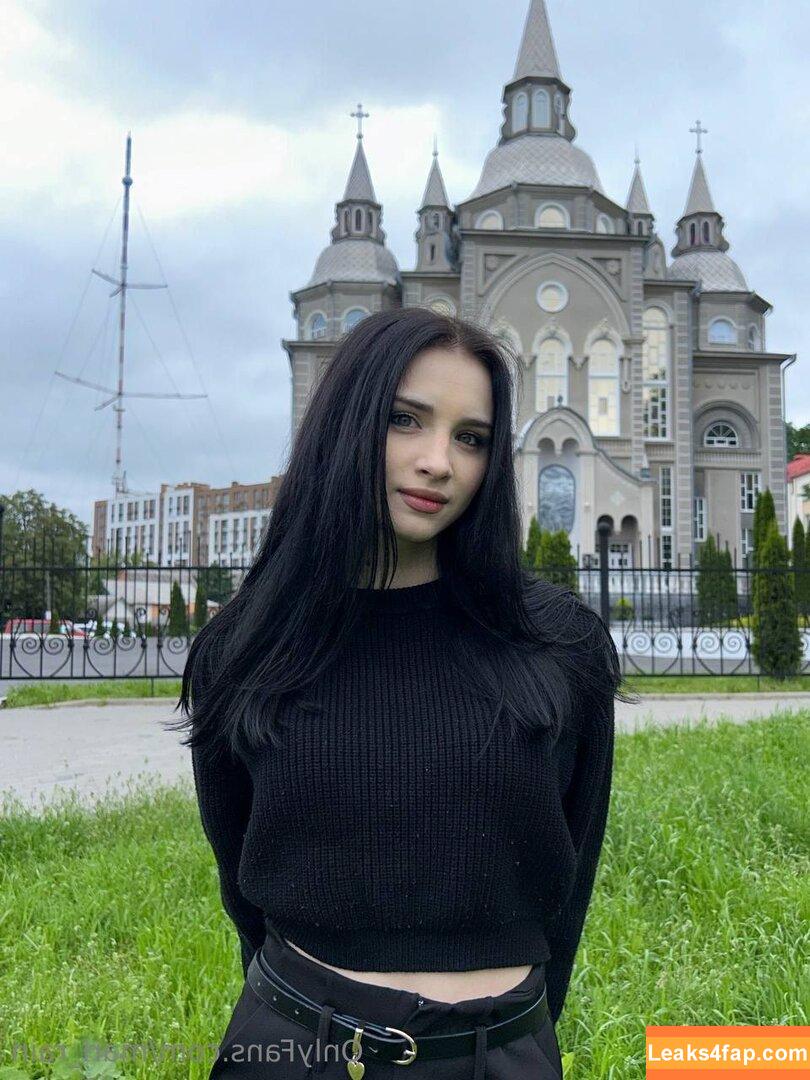 Mari Moon / https: / mari_m00n / maria_mmoonn / mariemoon1869 / marimoon / shine_lure leaked photo photo #0112