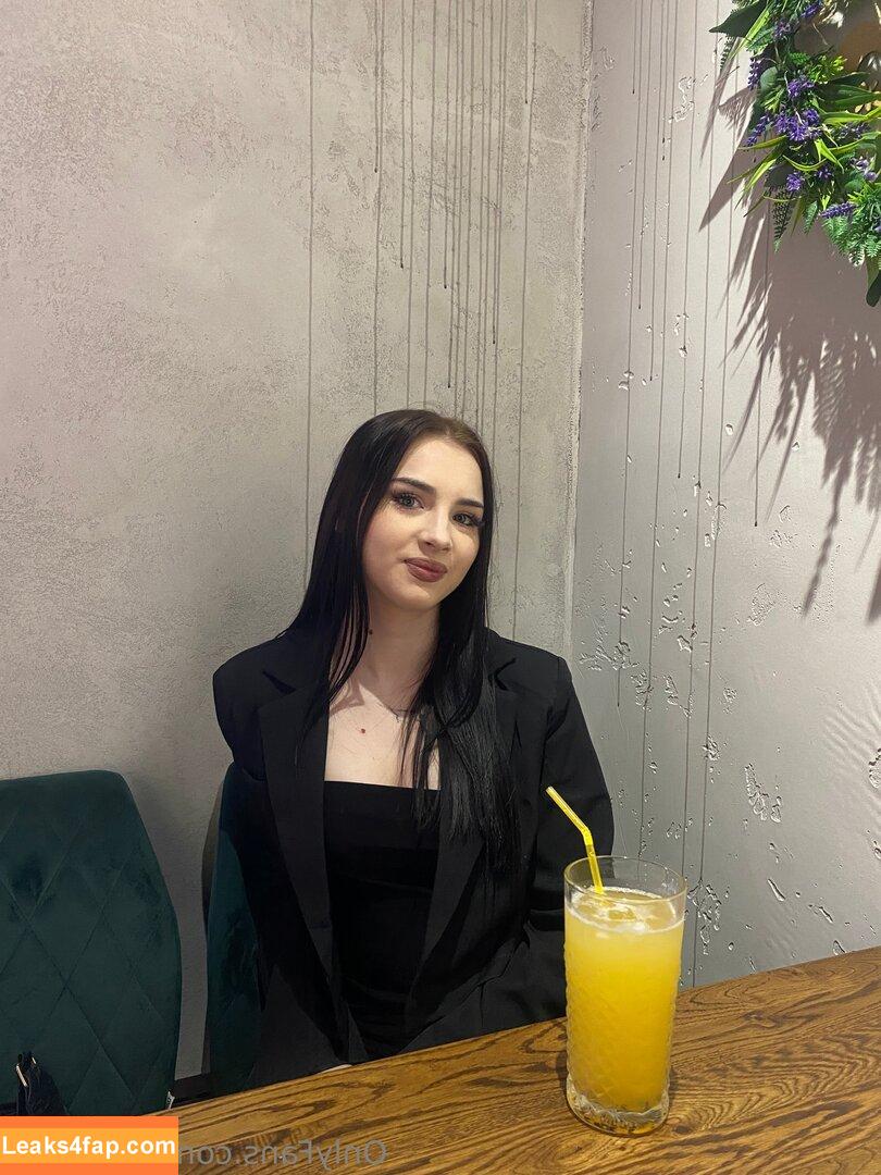 Mari Moon / https: / mari_m00n / maria_mmoonn / mariemoon1869 / marimoon / shine_lure leaked photo photo #0133