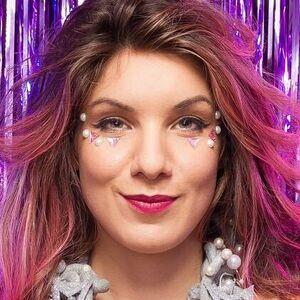 Mari Moon photo #0110