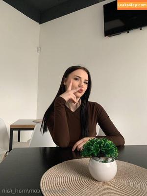 Mari Moon photo #0115