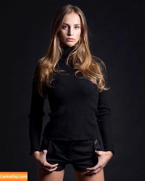 Maria Arreghini photo #0776