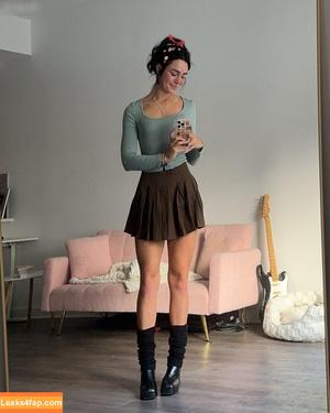 Maria Carvajal - thebuffunicornn photo #0001