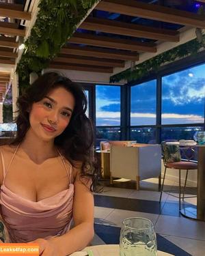 Maria Grace Campos photo #0015