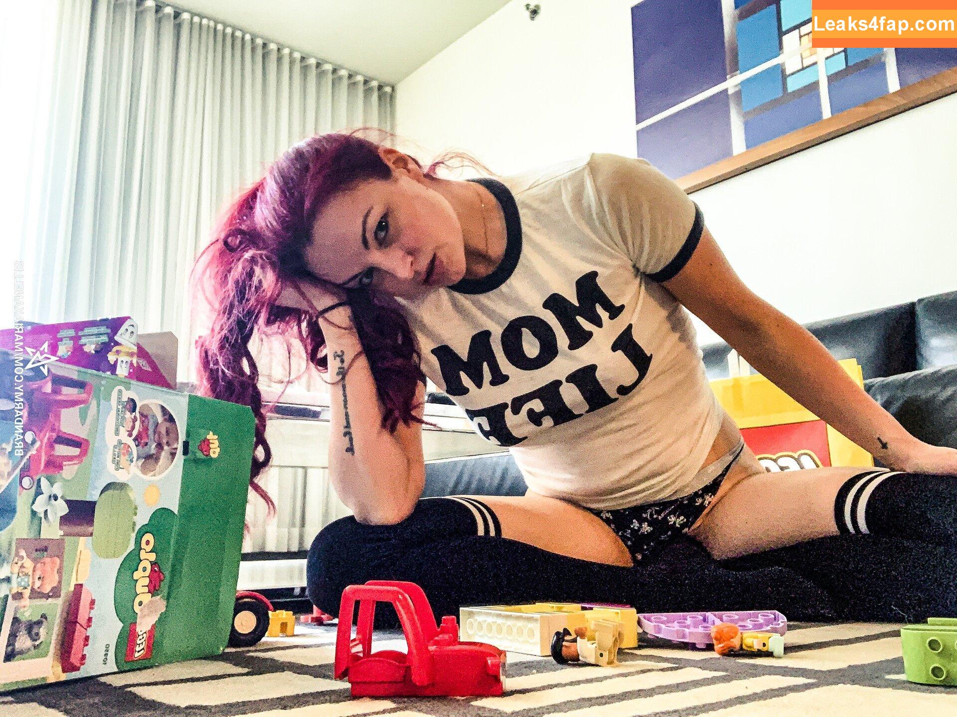 Maria Kanellis / MariaLKanellis / mariakanellis / tsmariagk слитое фото фото #0079