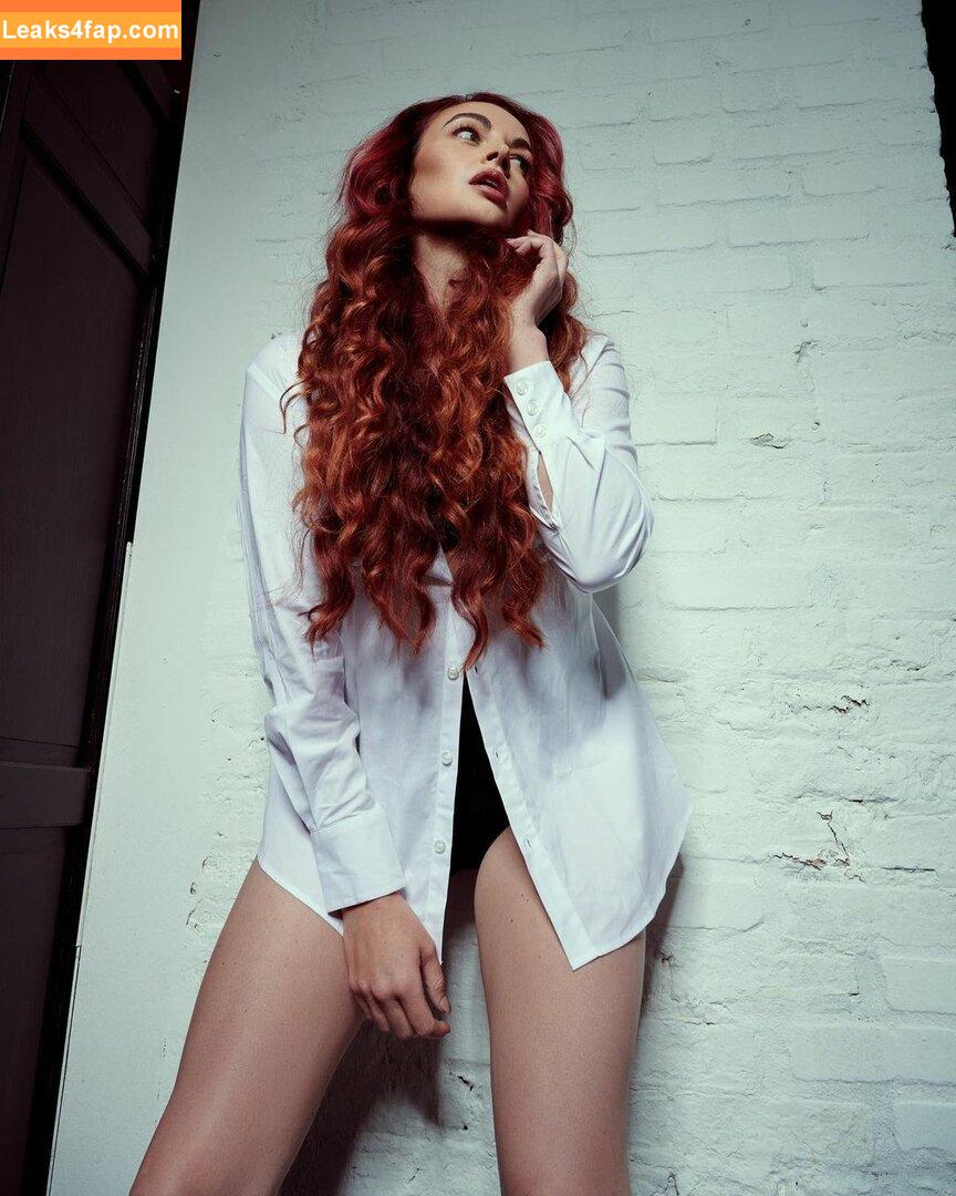 Maria Kanellis / MariaLKanellis / mariakanellis / tsmariagk слитое фото фото #0164