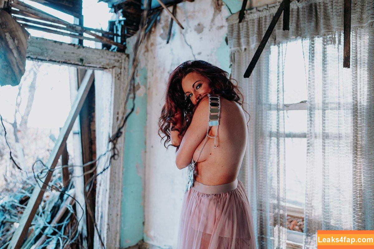 Maria Kanellis / MariaLKanellis / mariakanellis / tsmariagk слитое фото фото #0363