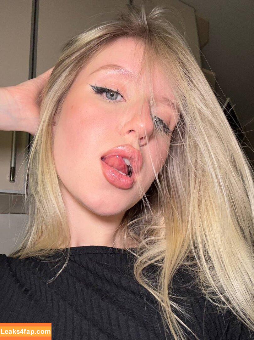 Maria.marry / Gracefulcharm / maria.marry69 leaked photo photo #0037