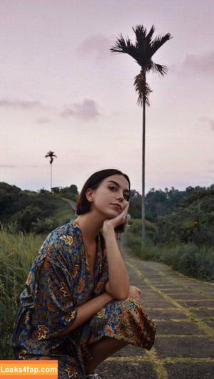 Maria Valero фото #0025