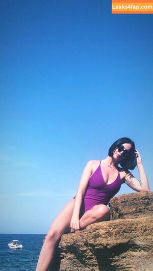 Maria Valero фото #0030