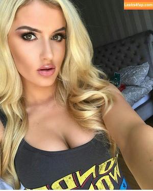 Mariah May photo #0395