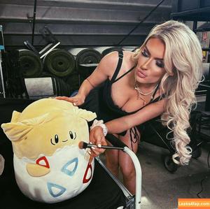 Mariah May photo #0692