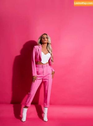 Mariah May photo #0696