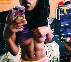 Marian Gbaya photo #0005