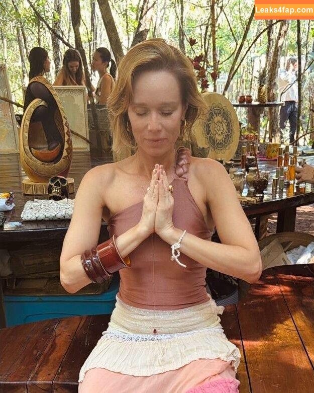 Mariana Ximenes / marixioficial leaked photo photo #0199