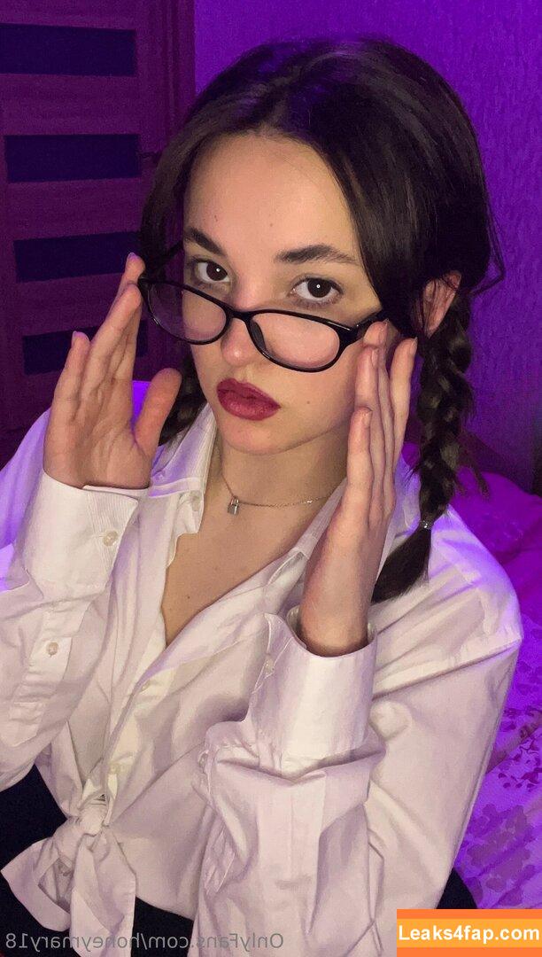 Maribelle / bestlebanesebelle / honeymary18 leaked photo photo #0020