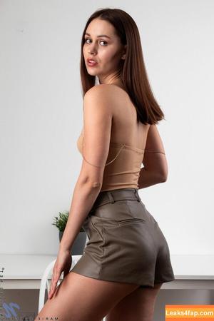 Marie Berger photo #0405