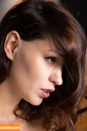 Marie Berger photo #0764