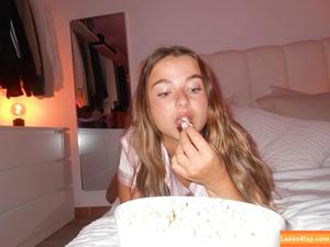 Marie Cid photo #0004