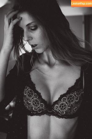Marie-Thérèse Kaiser photo #0011