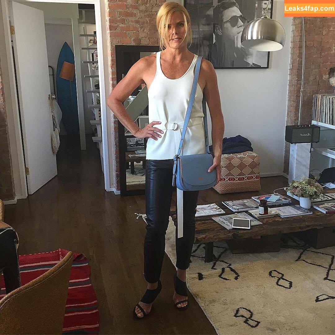 Mariel Hemingway / marielhemingway leaked photo photo #0043