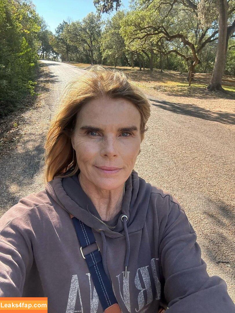 Mariel Hemingway / marielhemingway leaked photo photo #0088
