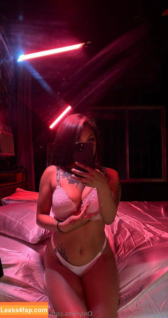 marienicole333 /  leaked photo photo #0011