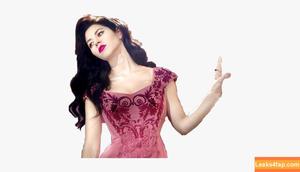 Marina Diamandis photo #0039